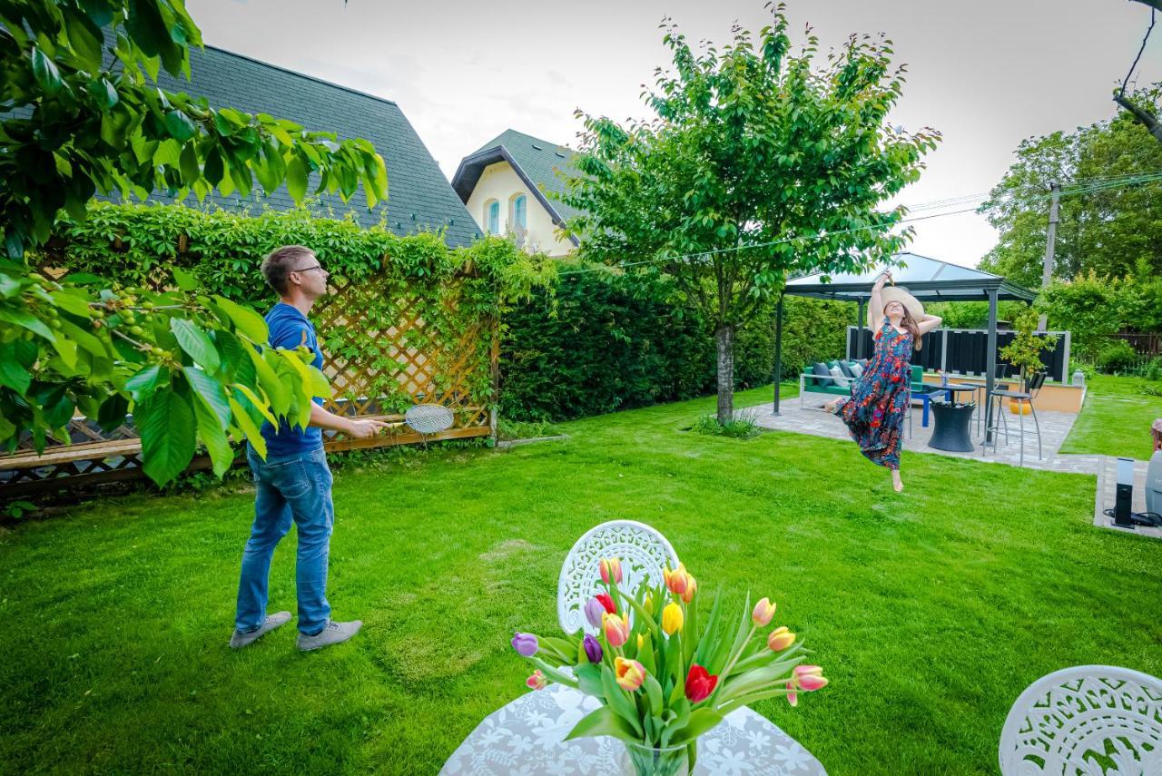Вилла Sunny Garden Pihenohaz Шиофок Экстерьер фото